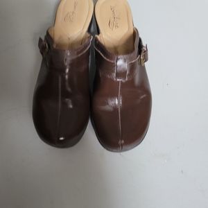 Blance Womans slip on